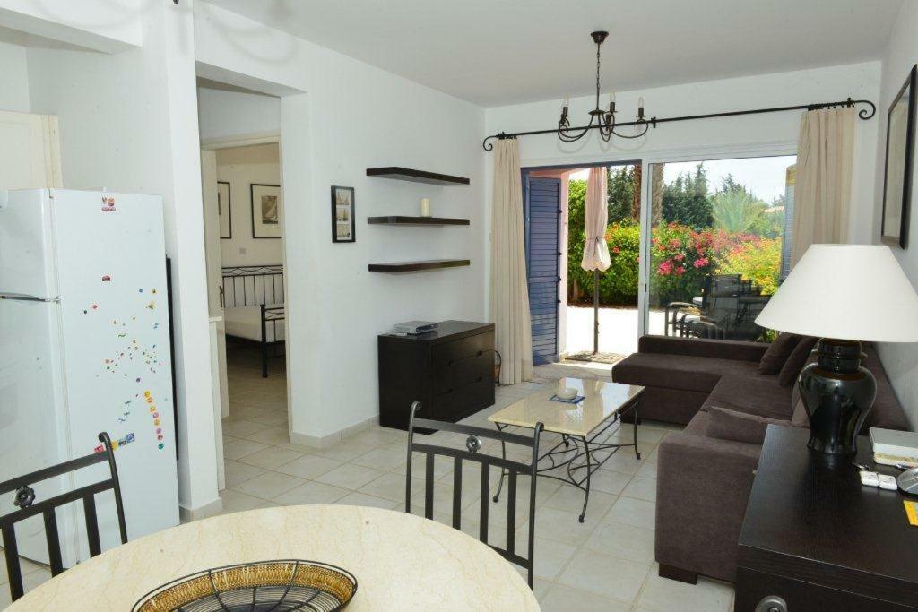 Limnaria Villas Sunny Garden Apartment Πάφος Εξωτερικό φωτογραφία