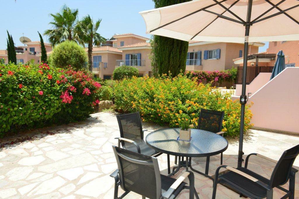Limnaria Villas Sunny Garden Apartment Πάφος Εξωτερικό φωτογραφία